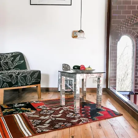 Ferienhaus La Chapelle De Verre, Un Lieu Unique Au Monde Ronquieres