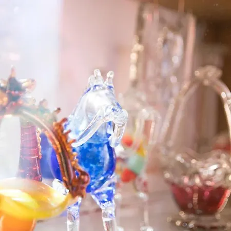 La Chapelle De Verre, Un Lieu Unique Au Monde Ronquieres
