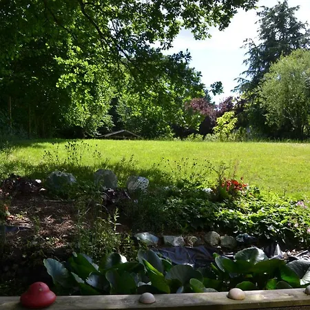 La Chapelle De Verre, Un Lieu Unique Au Monde