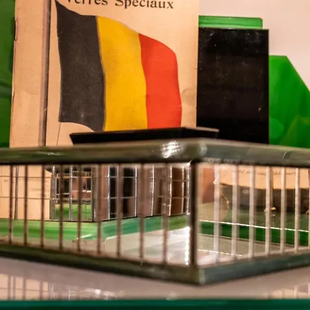 別荘 La Chapelle De Verre, Un Lieu Unique Au Monde Ronquières