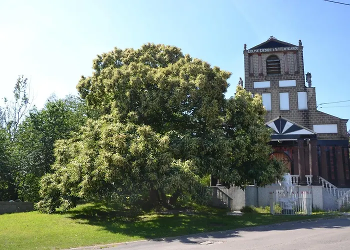 펜션 La Chapelle De Verre, Un Lieu Unique Au Monde Ronquieres