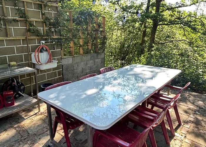 La Chapelle De Verre, Un Lieu Unique Au Monde בית נופש *